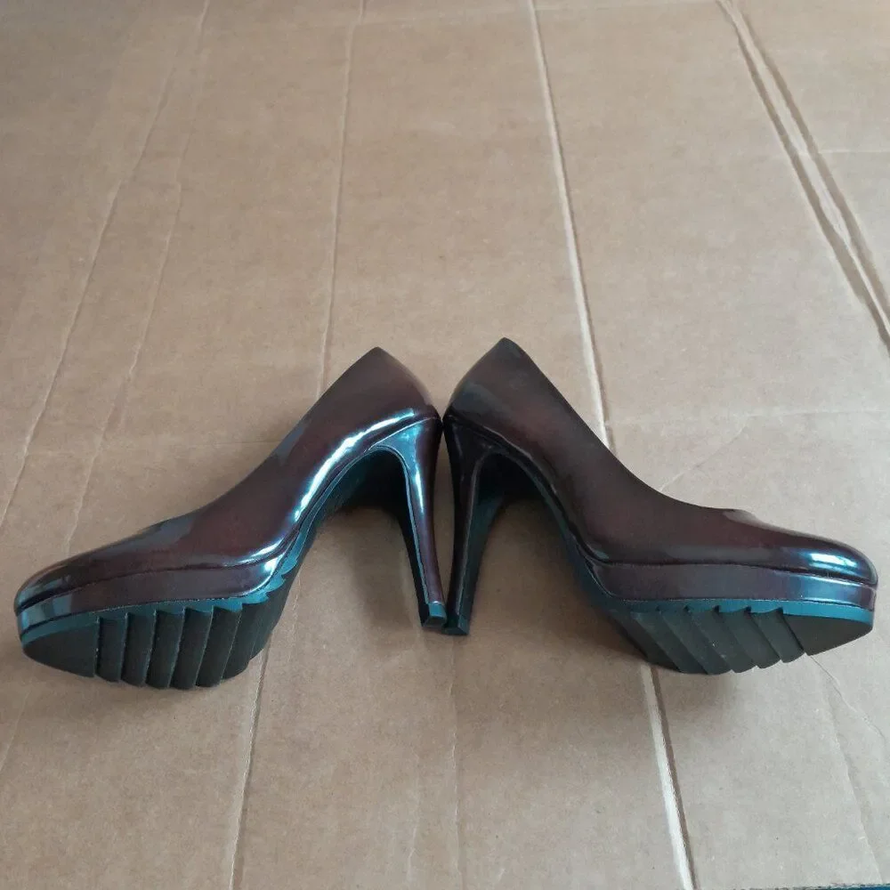 Call It Spring Women’s Glossy Brown 4.5in. Platform Heels Size 7